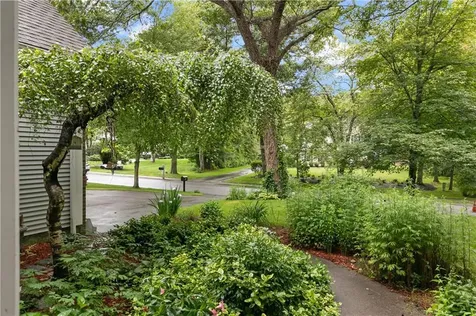 48 Fieldstone Lane North Kingstown RI 02874