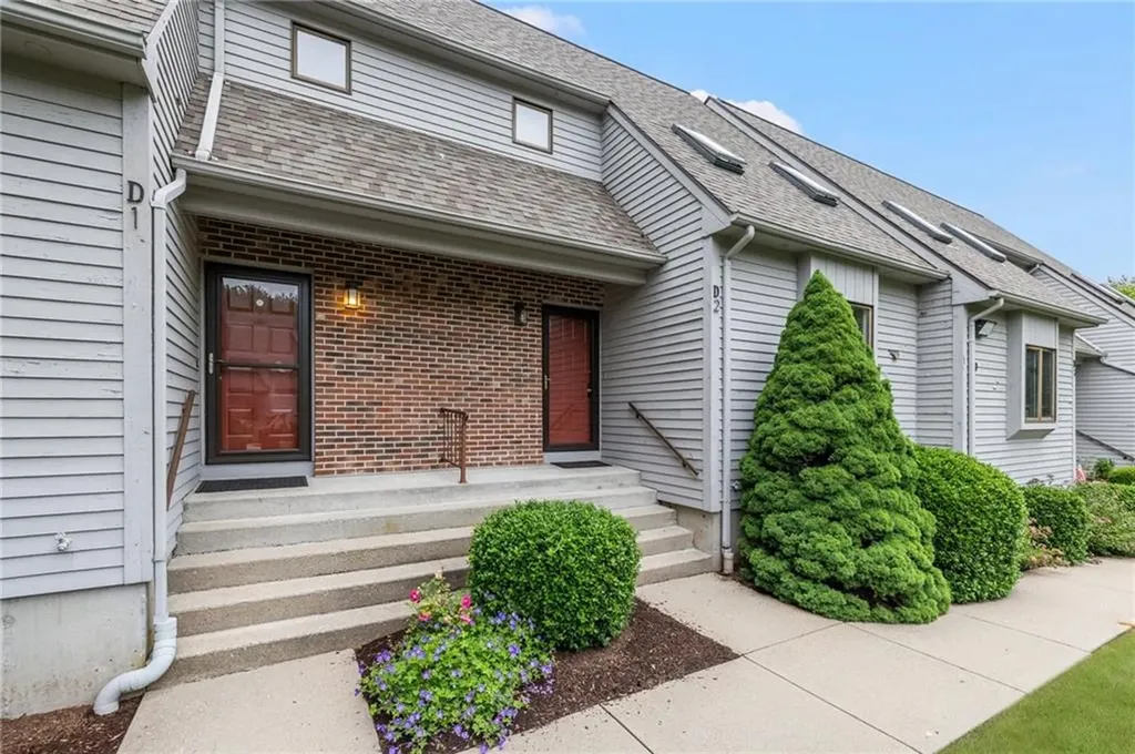 320 Westmoreland Street Narragansett RI 02882