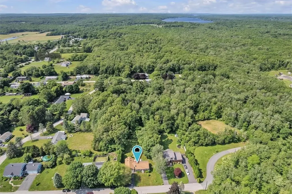 72 Saxony Avenue Tiverton RI 02878