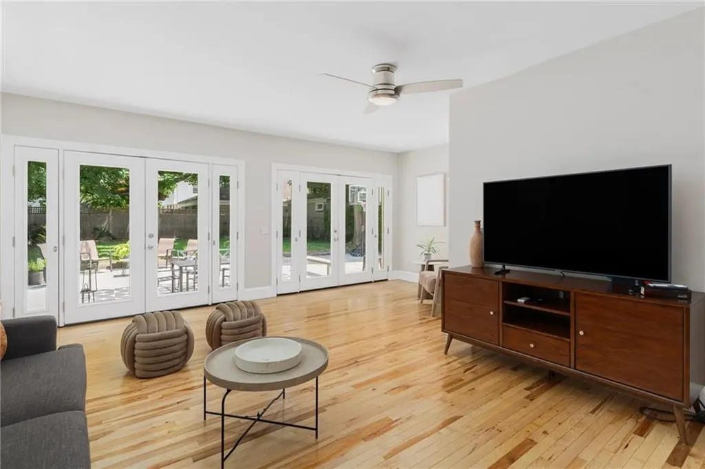 87 Blackstone Boulevard Providence RI 02906