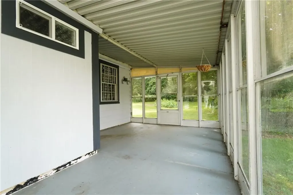 318 Saint Paul Street North Smithfield RI 02896