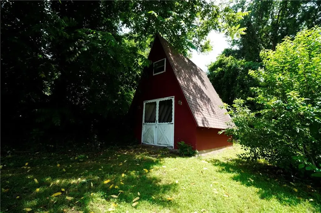 318 Saint Paul Street North Smithfield RI 02896