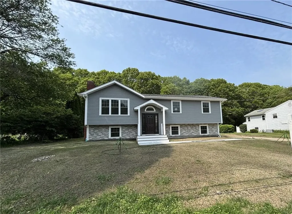 25 Indian Trail Narragansett RI 02874