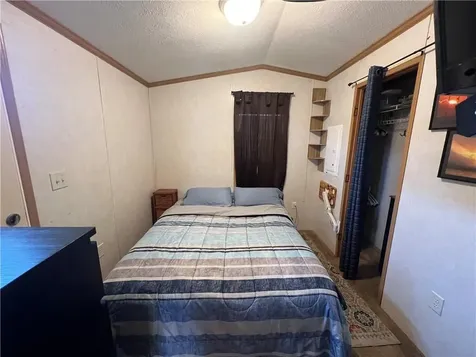 824 Forest Park Avenue Middletown RI 02842