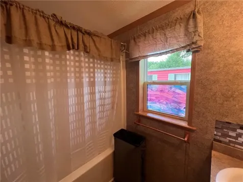 824 Forest Park Avenue Middletown RI 02842