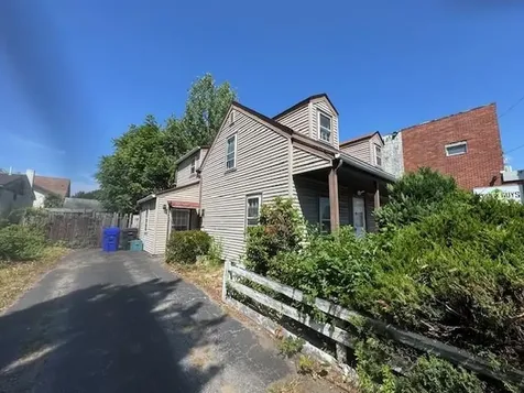 1002 Charles Street North Providence RI 02904