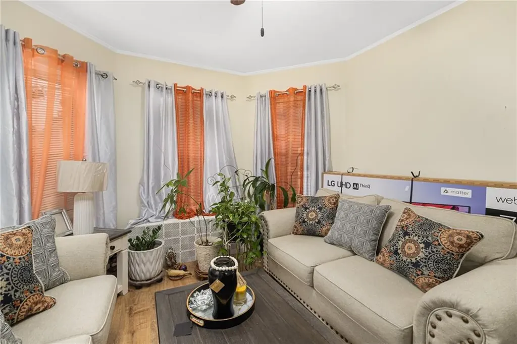 155 Early Street Providence RI 02907