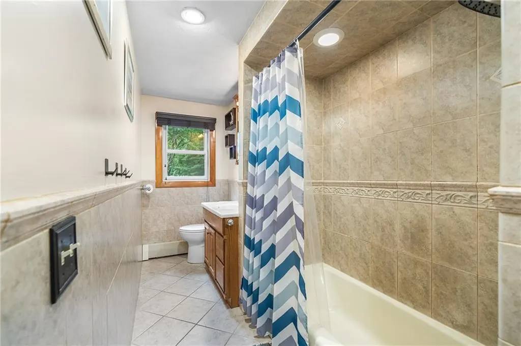 18 Magnolia Lane Coventry RI 02816