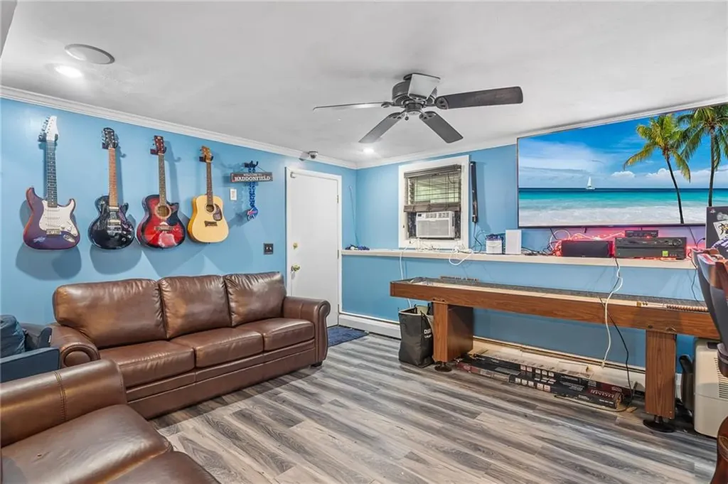 18 Magnolia Lane Coventry RI 02816