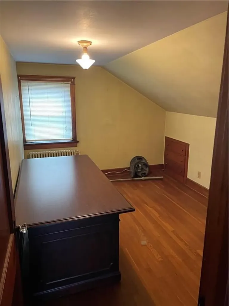 14 Forest Avenue Middletown RI 02842