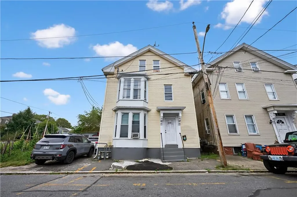 136 West Clifford Street Providence RI 02907