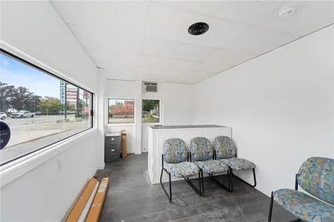 2147 Acushnet Avenue New Bedford MA 02745