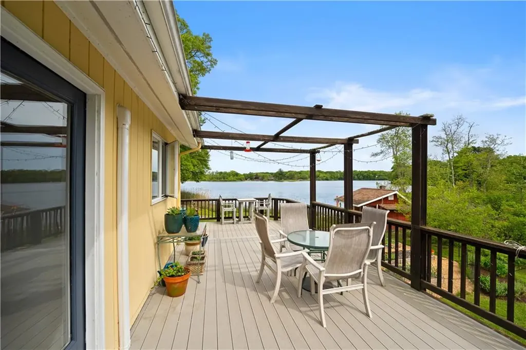 106 Lauri Drive Charlestown RI 02813
