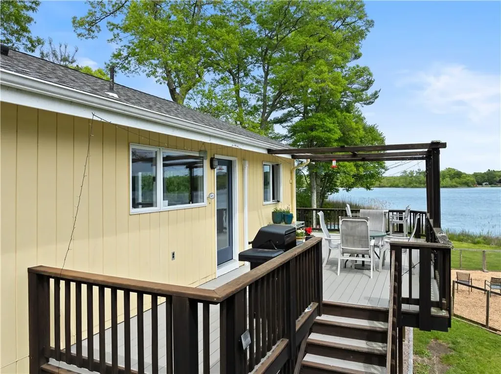 106 Lauri Drive Charlestown RI 02813