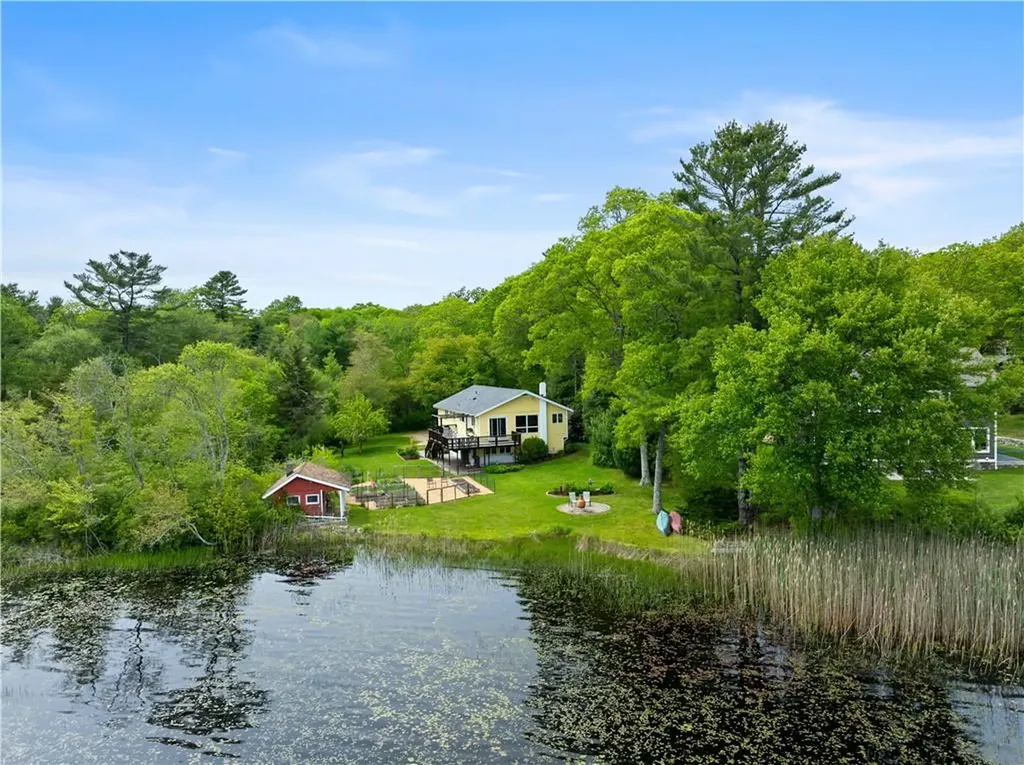 106 Lauri Drive Charlestown RI 02813
