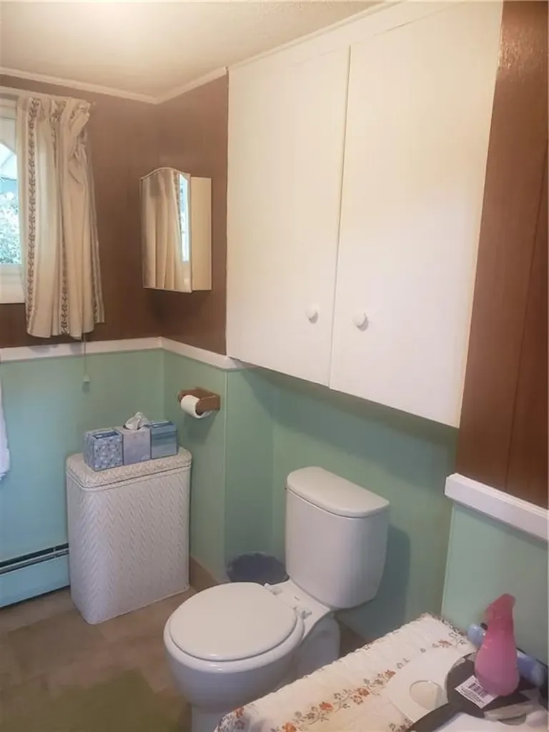 35 Village Circle Warwick RI 02888