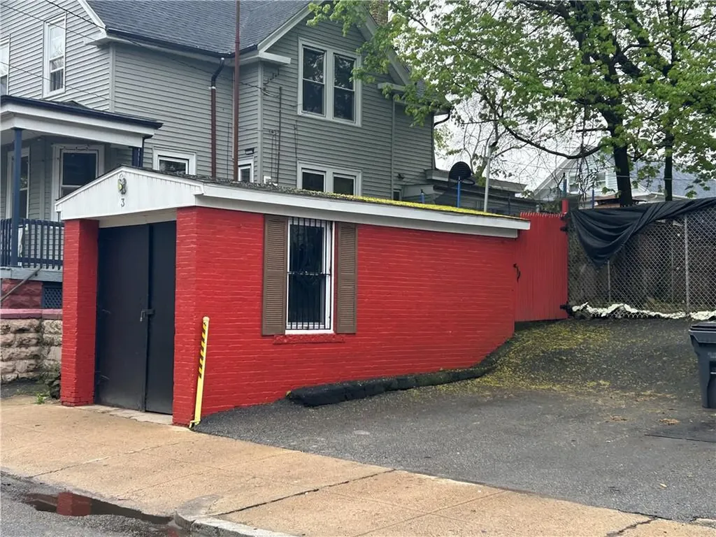 176 178 Briggs Street Providence RI 02905