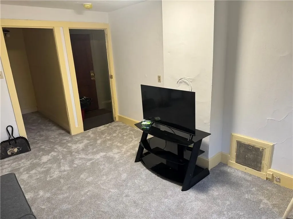 176 178 Briggs Street Providence RI 02905