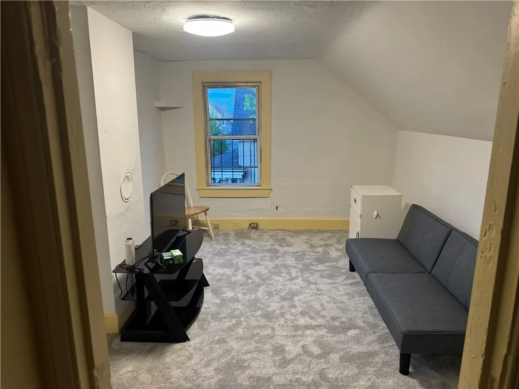 176 178 Briggs Street Providence RI 02905