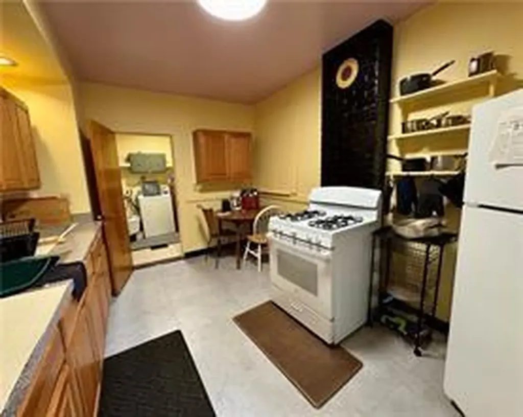176 178 Briggs Street Providence RI 02905