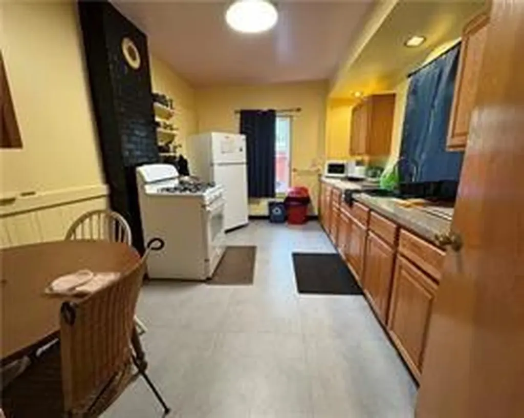 176 178 Briggs Street Providence RI 02905