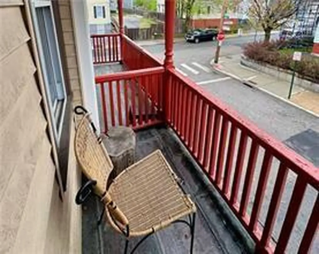 176 178 Briggs Street Providence RI 02905