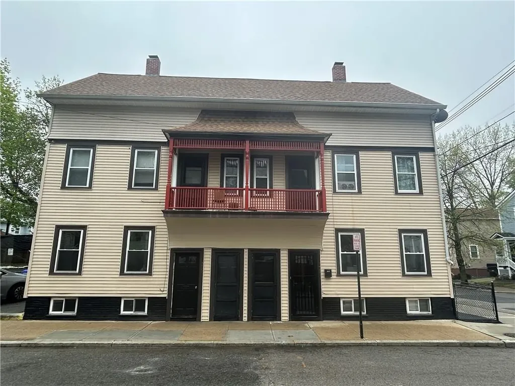 176 178 Briggs Street Providence RI 02905