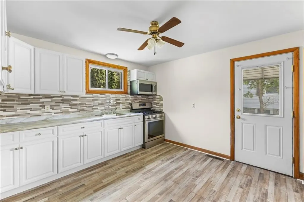 26 Kenwood Street Woonsocket RI 02895