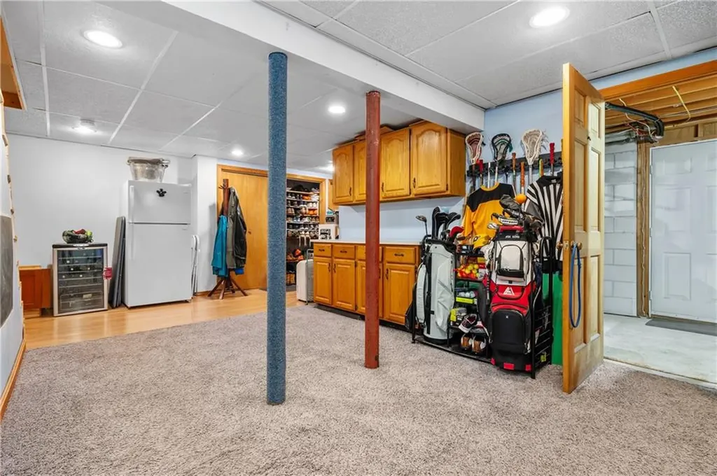 18 Valley Stream Drive Cumberland RI 02864