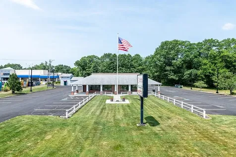 6595 Post Road North Kingstown RI 02852