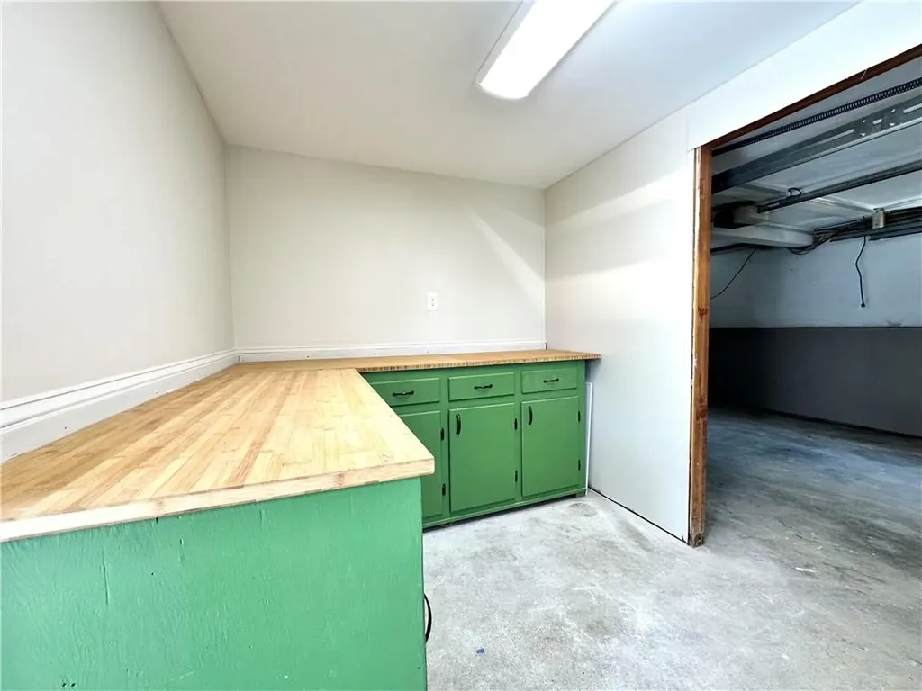16 Goulart Avenue Bristol RI 02809
