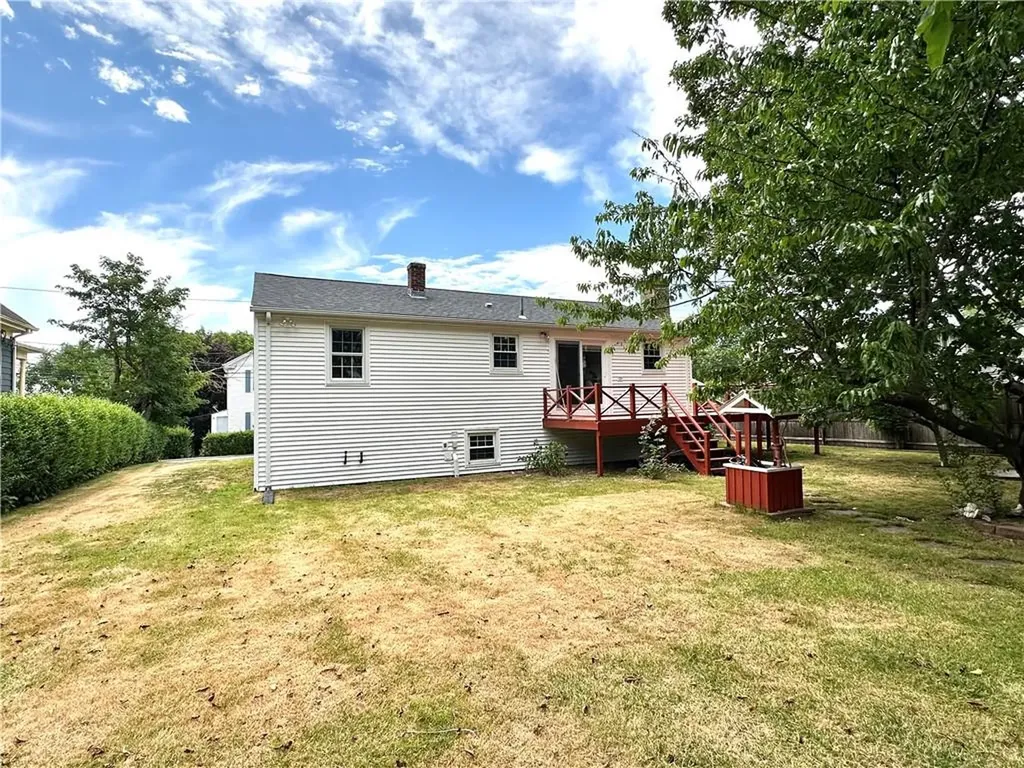 16 Goulart Avenue Bristol RI 02809