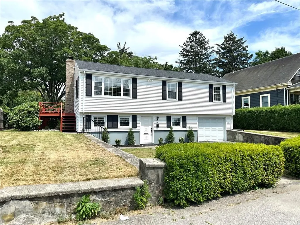 16 Goulart Avenue Bristol RI 02809