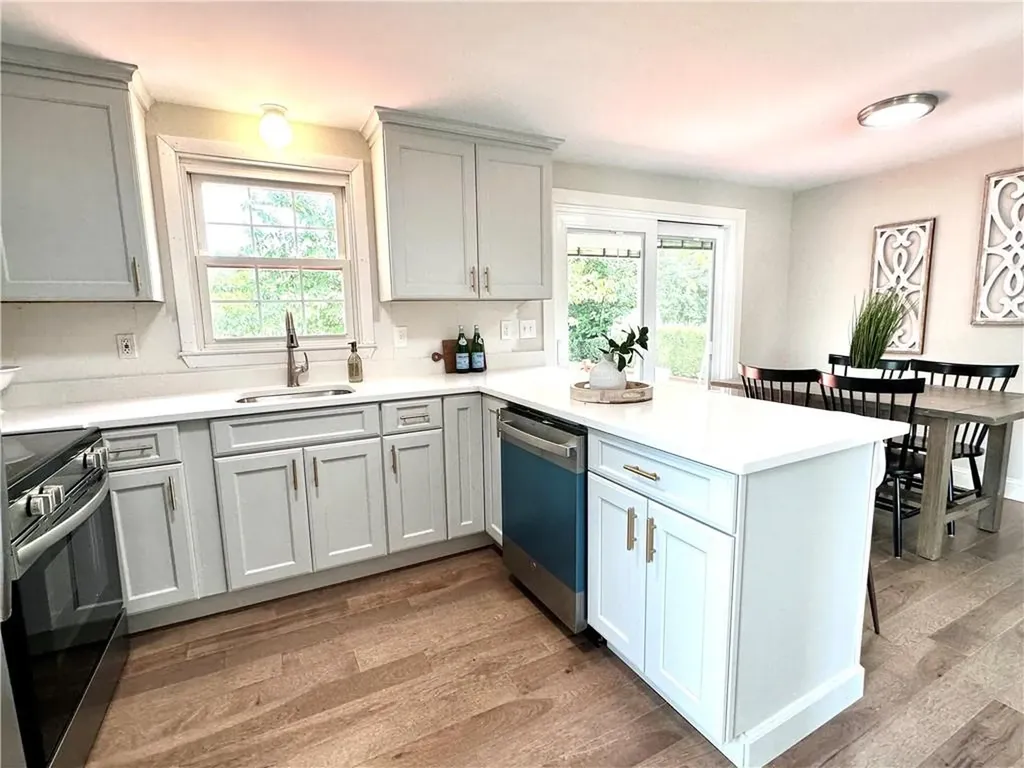 16 Goulart Avenue Bristol RI 02809