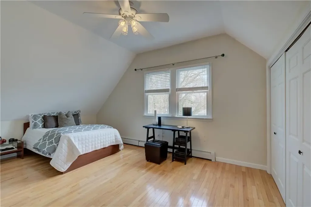 38 Highland Avenue Barrington RI 02806