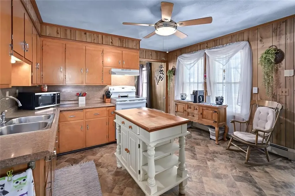 54 Progresso Avenue Woonsocket RI 02895
