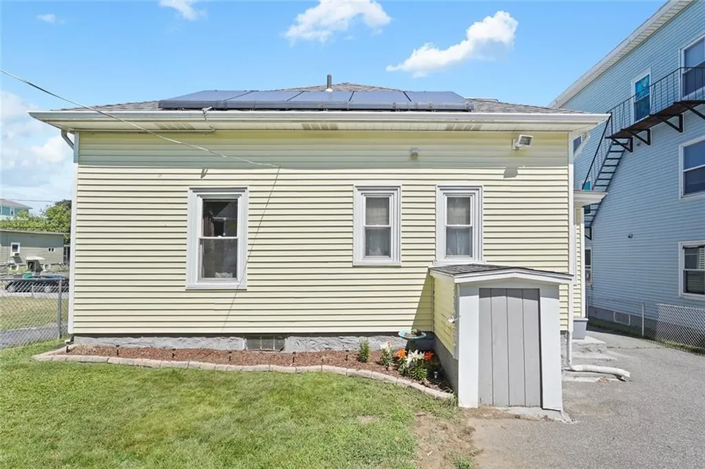 54 Progresso Avenue Woonsocket RI 02895