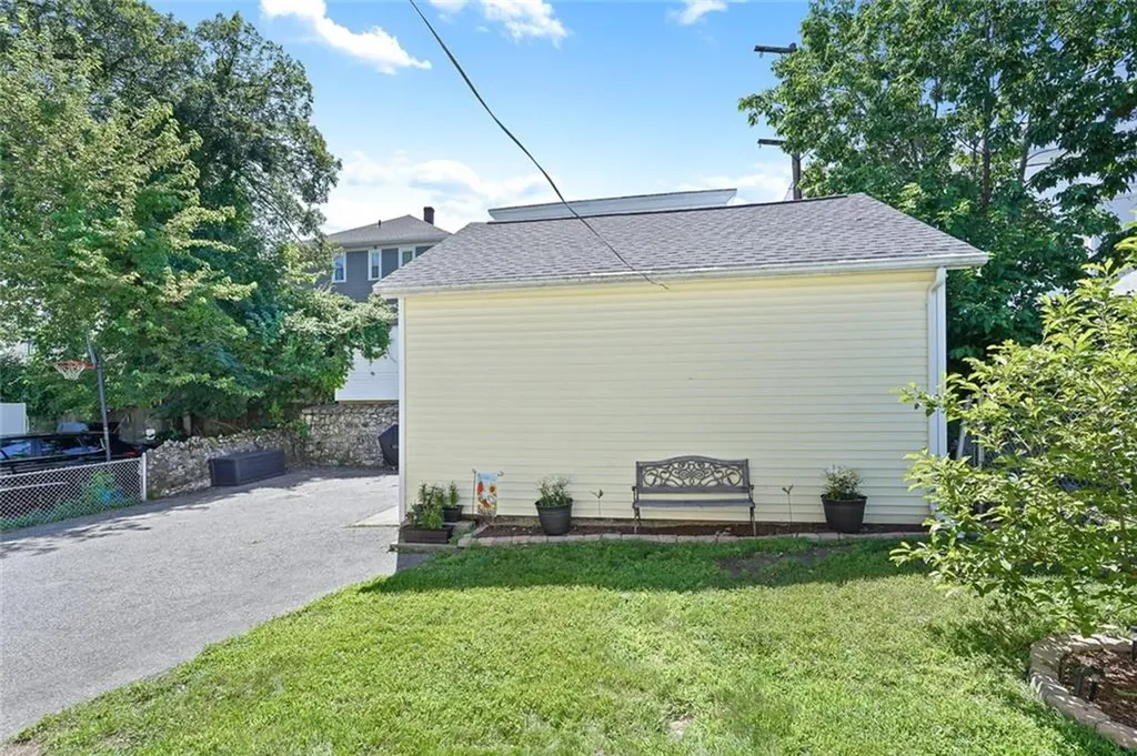 54 Progresso Avenue Woonsocket RI 02895