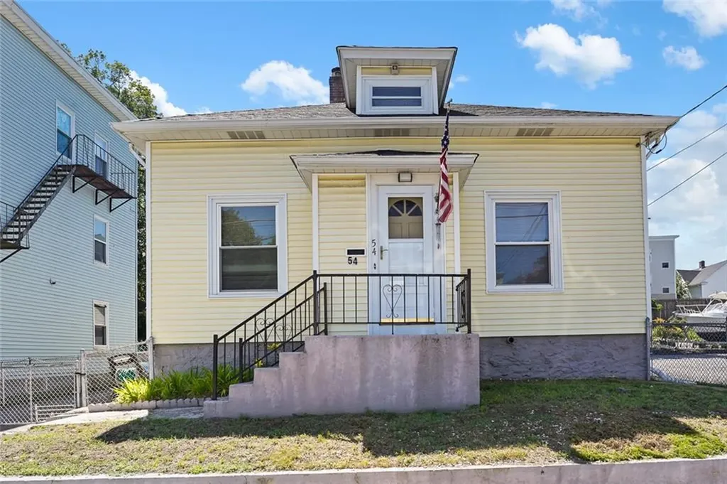 54 Progresso Avenue Woonsocket RI 02895