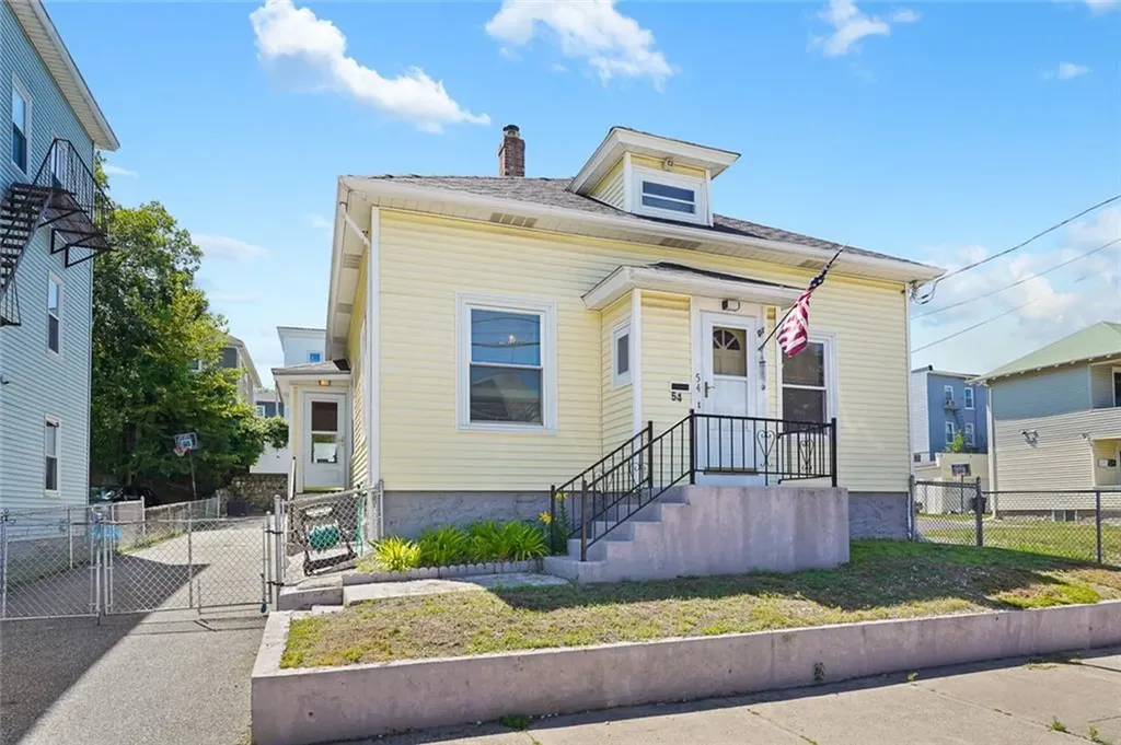 54 Progresso Avenue Woonsocket RI 02895