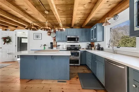 40 Charlotte Avenue North Kingstown RI 02874