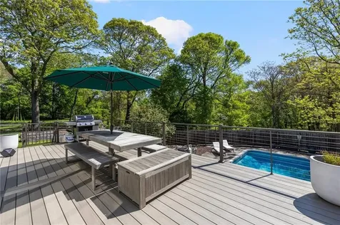 40 Charlotte Avenue North Kingstown RI 02874