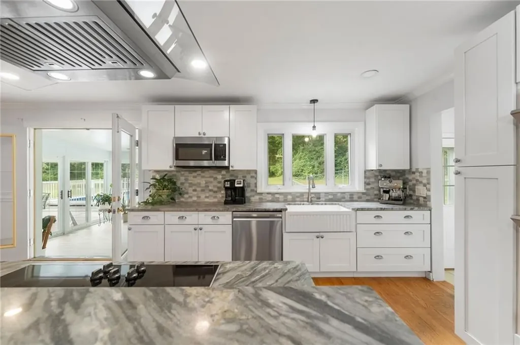 15 Bestwick Trail Coventry RI 02816