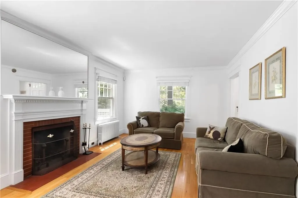 36 Kay Boulevard Newport RI 02840