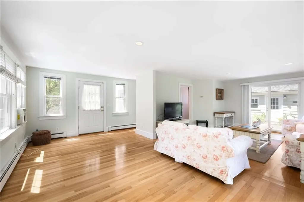 36 Kay Boulevard Newport RI 02840