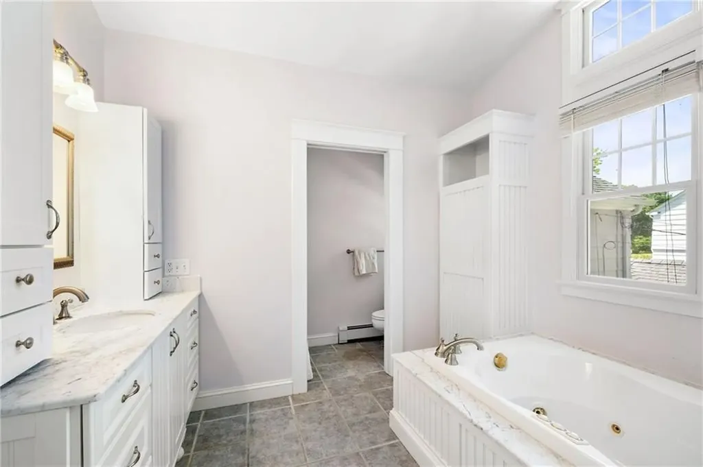 36 Kay Boulevard Newport RI 02840