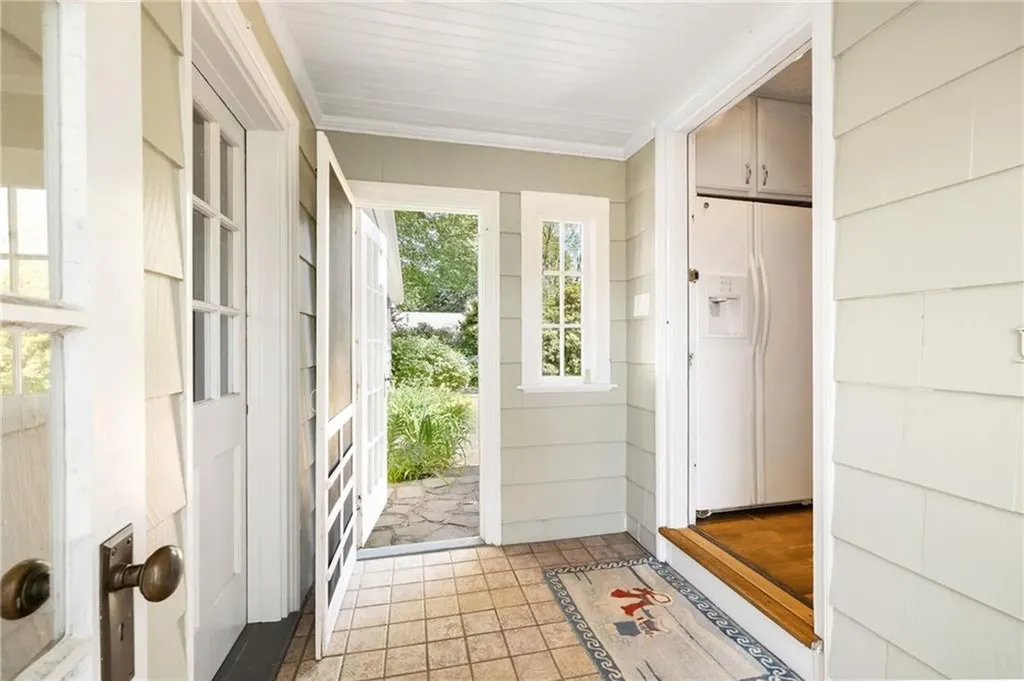 36 Kay Boulevard Newport RI 02840