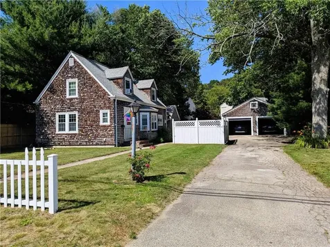 125 Roger Williams East Providence RI 02916