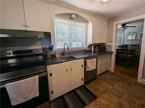 125 Roger Williams East Providence RI 02916