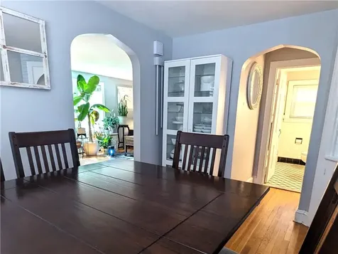 125 Roger Williams East Providence RI 02916